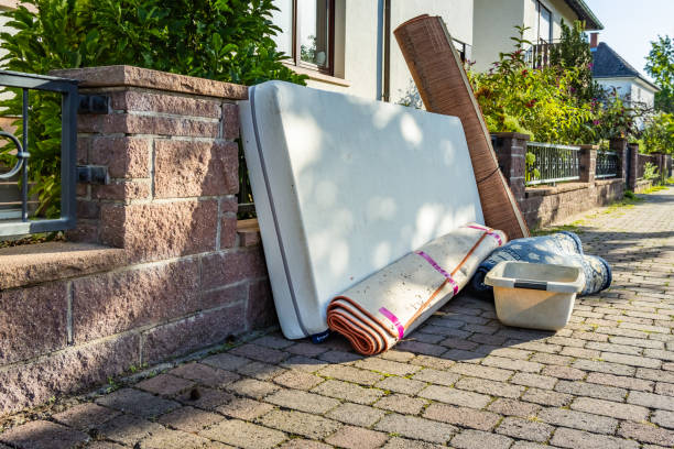 Best Professional Junk Removal  in Snellville, GA